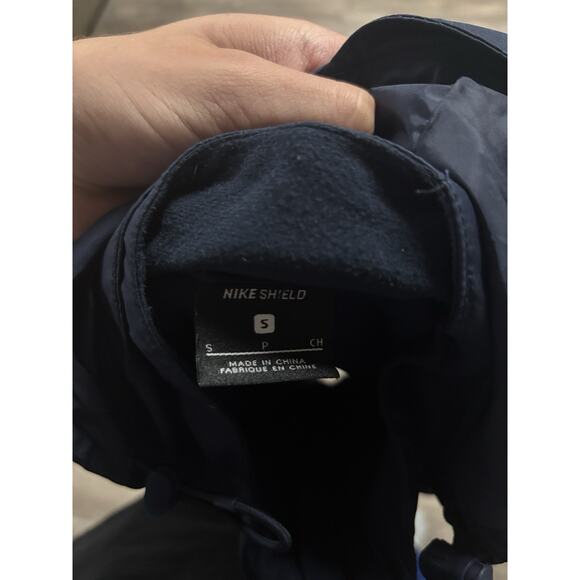 Nike Women's Navy Raincoat - Picture 4 of 5